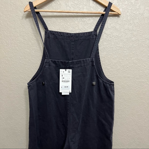 NWT Zara Denim Wide Leg CROPPED POCKET JUMPSUIT
Size small - Picture 7 of 14